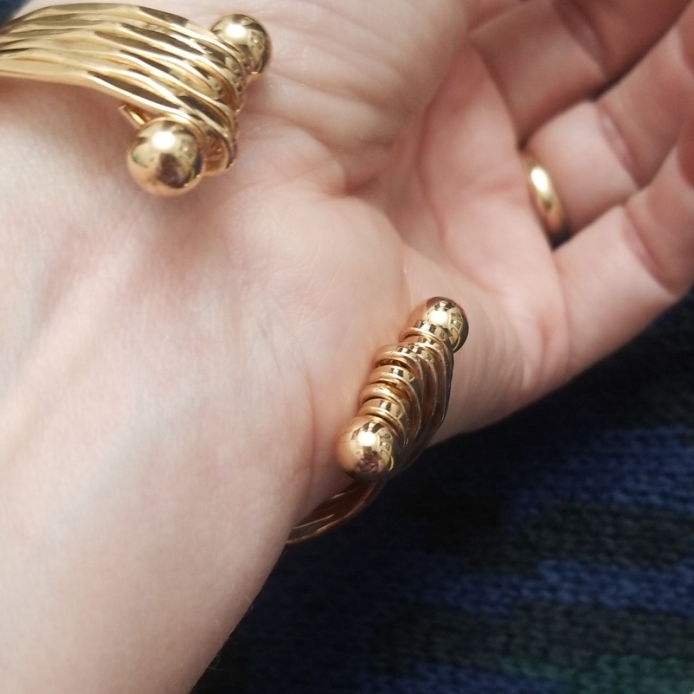 GOLD TONE 🌟 BRACELET - Picture 5 of 6